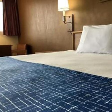 Travelodge By Wyndham Powell Экстерьер фото